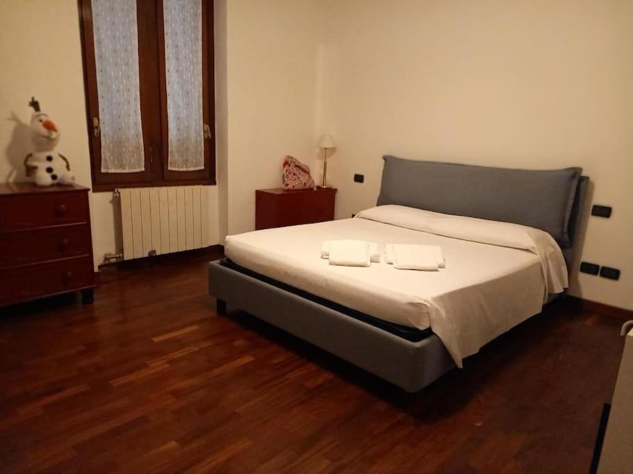 Comfortable Typical Old Style Apartment Milan Exterior photo